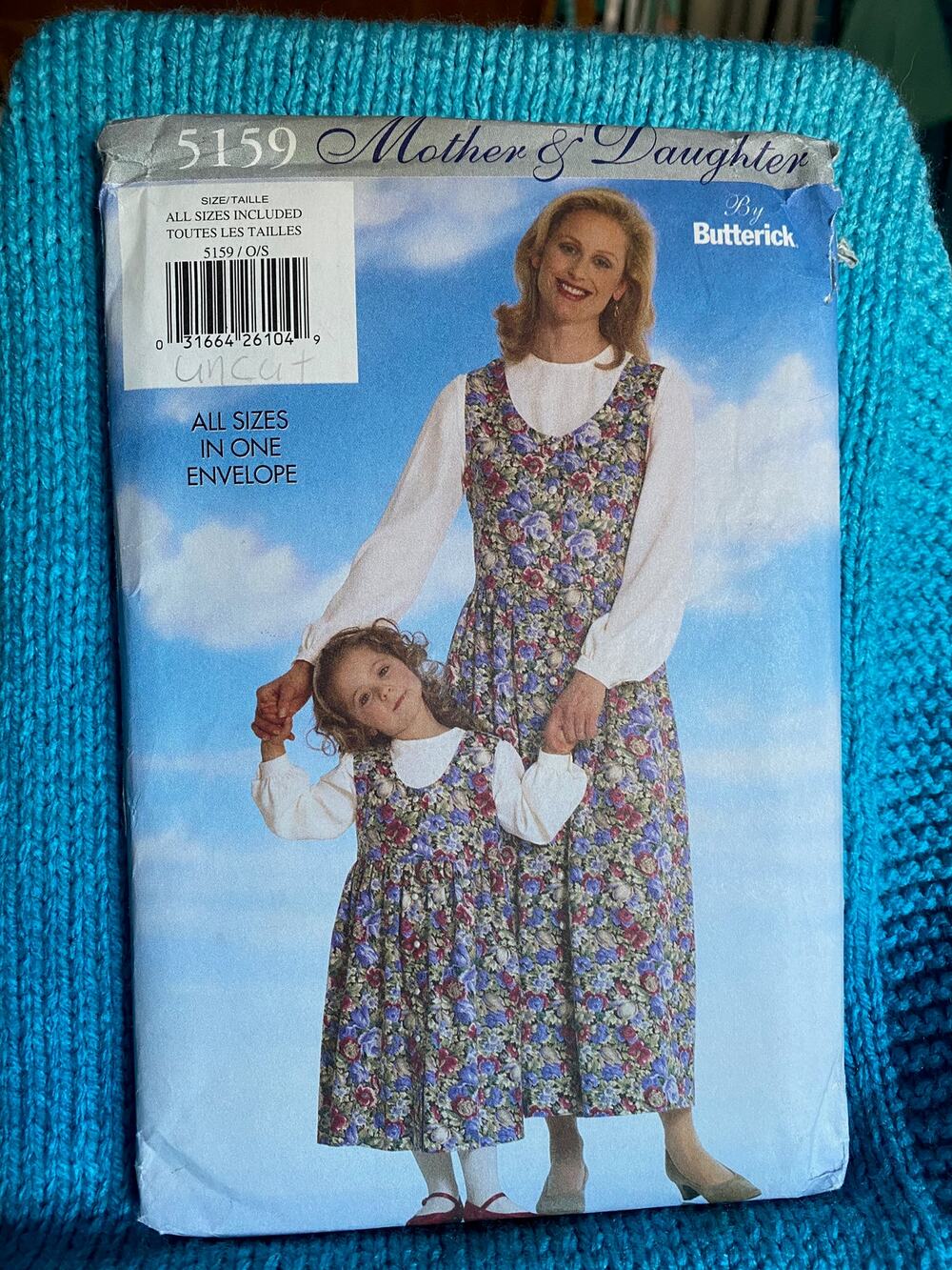 Butterick Sewing pattern 5159 mom girls top dress